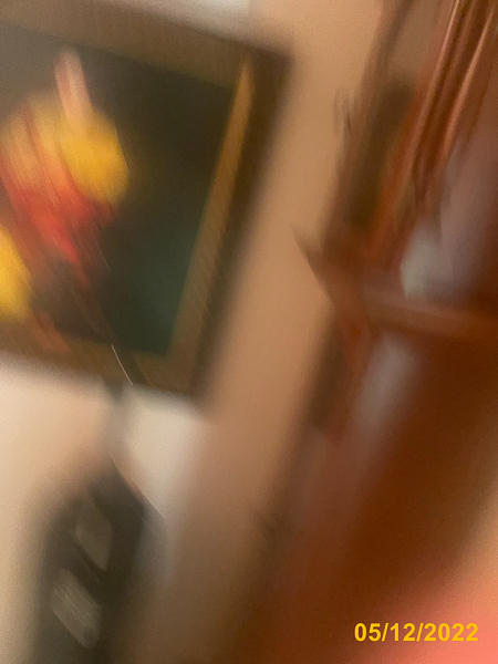 0437